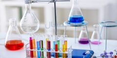 ما هى الأدوات شائعة الاستخدام في مختبرات الكيمياء؟